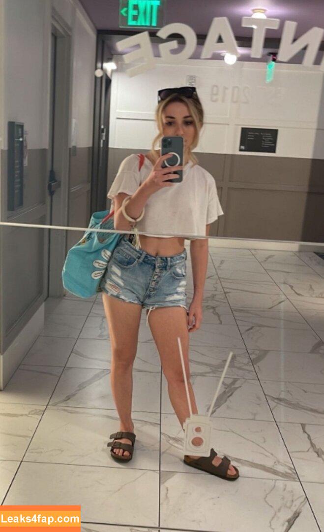 Kat Abughazaleh / kabughazaleh leaked photo photo #0016