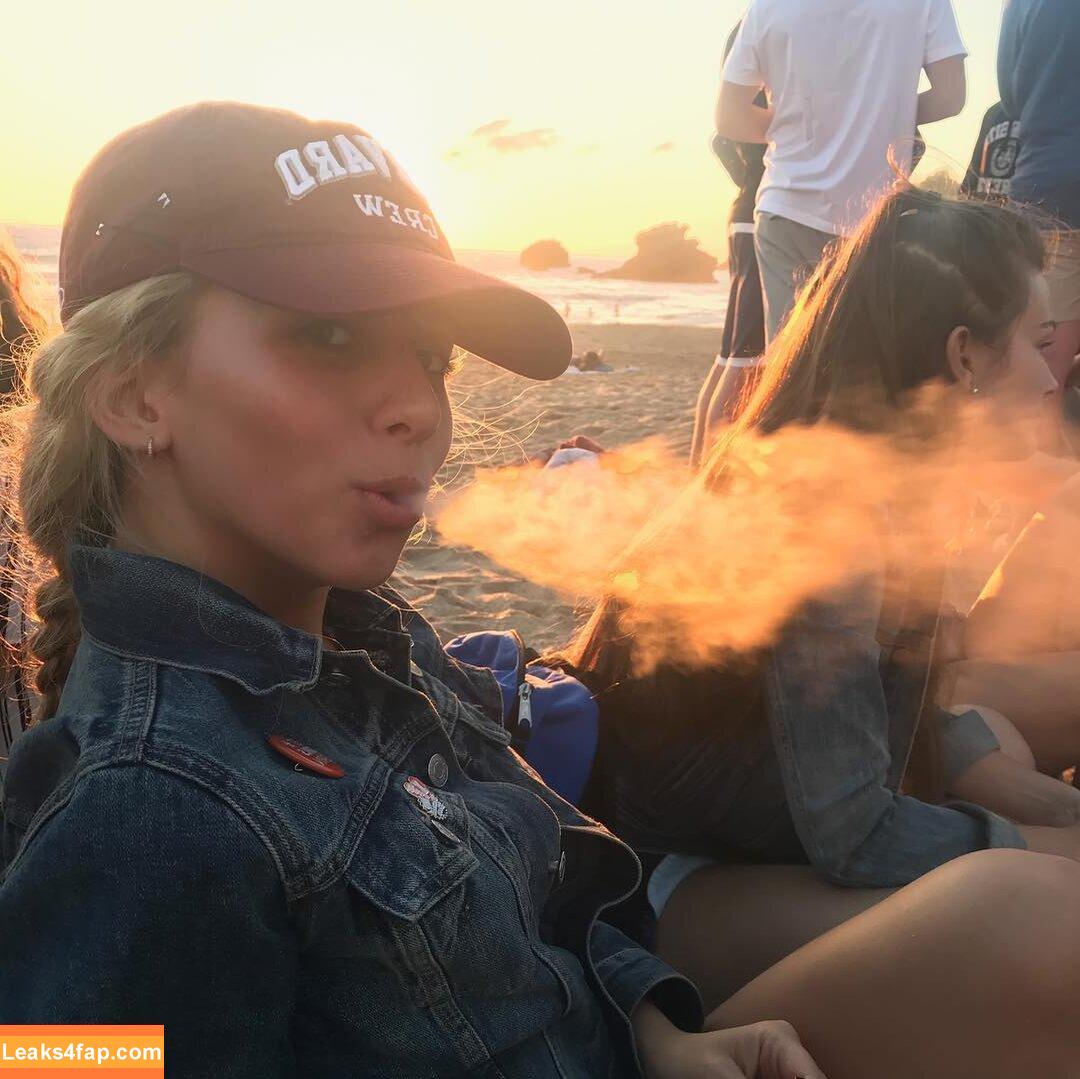 Kat Abughazaleh / kabughazaleh leaked photo photo #0021
