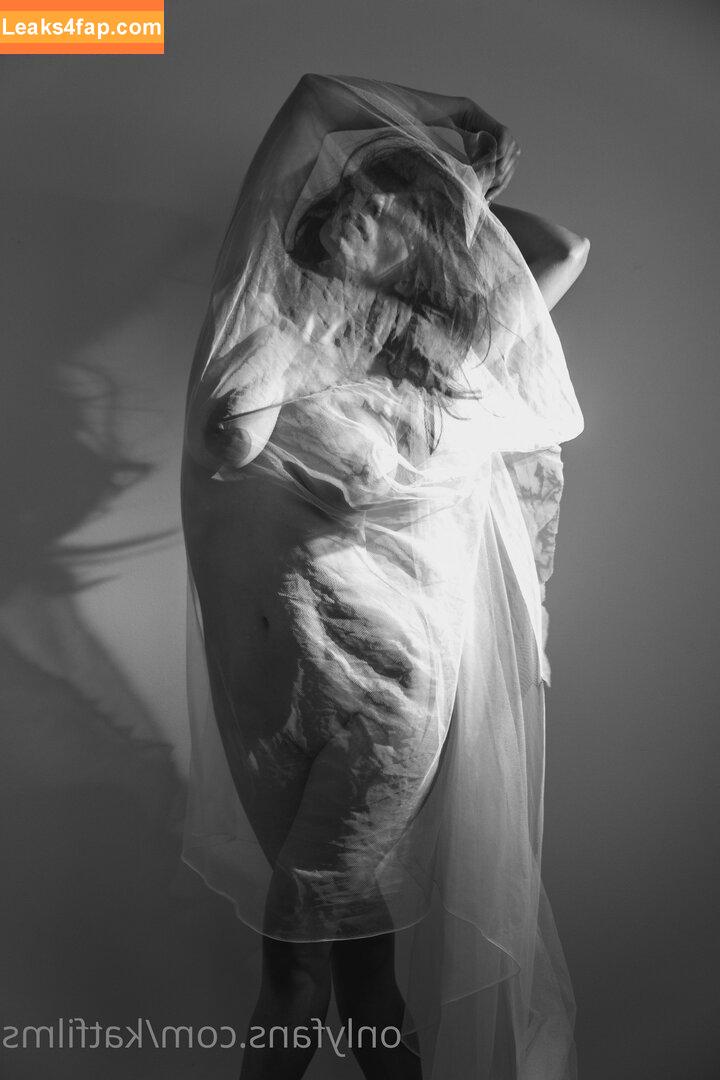 Kat Cabaret / Kat Dreams / Kat Streams / LeCabaret / Salacious Kitty / katfilms / katstreams / krmisfitcabaret leaked photo photo #0144