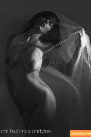 Kat Cabaret photo #0155