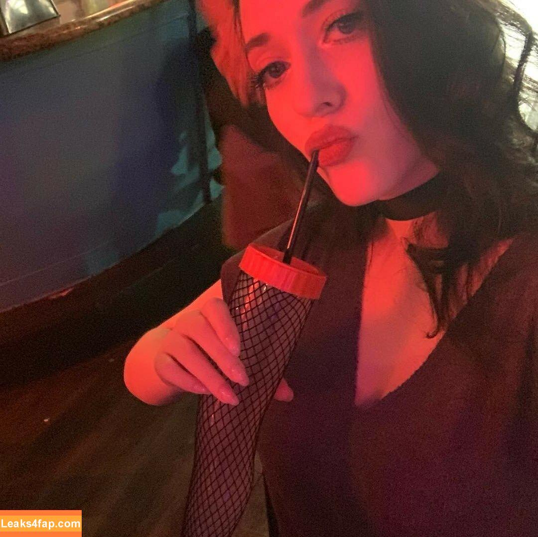 Kat Dennings / OfficialKat / katdenningsss leaked photo photo #0015
