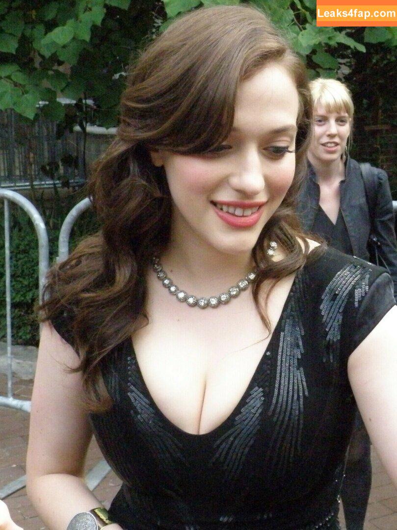 Kat Dennings / OfficialKat / katdenningsss leaked photo photo #0105