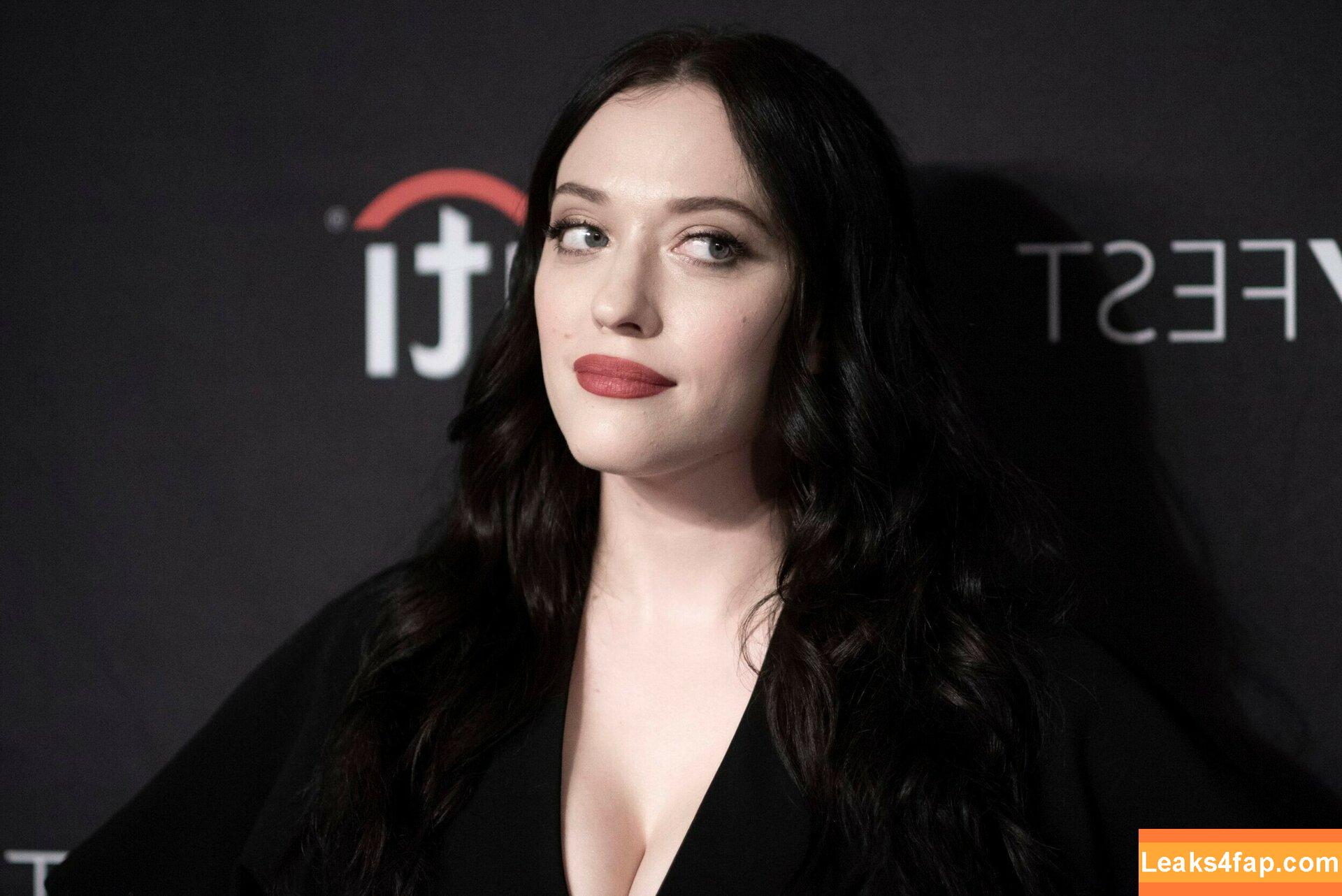 Kat Dennings / OfficialKat / katdenningsss слитое фото фото #0143
