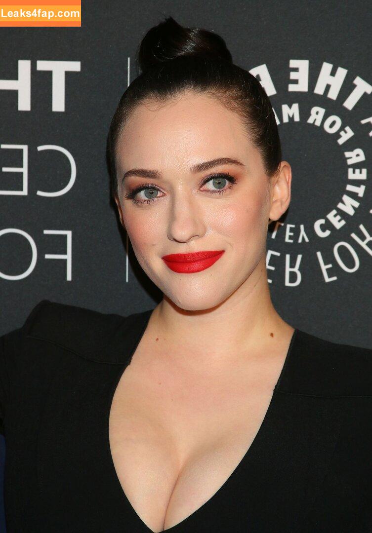 Kat Dennings / OfficialKat / katdenningsss leaked photo photo #0371