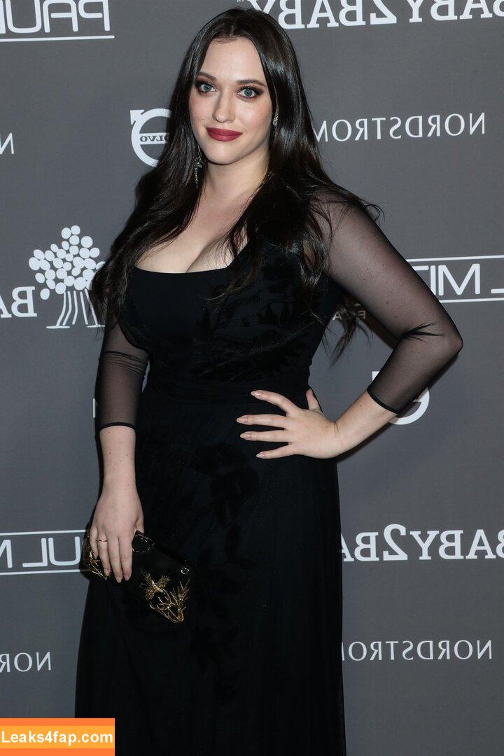 Kat Dennings / OfficialKat / katdenningsss leaked photo photo #0490