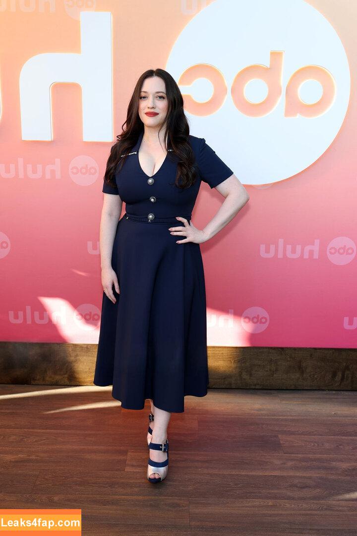 Kat Dennings / OfficialKat / katdenningsss слитое фото фото #0620