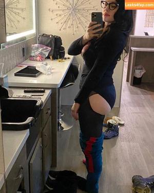 Kat Dennings photo #0001