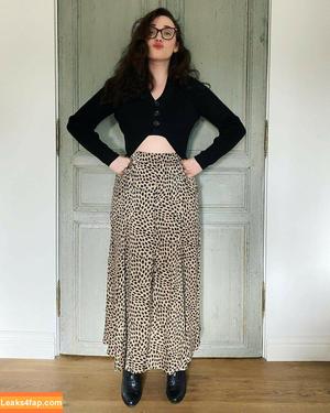 Kat Dennings photo #0098