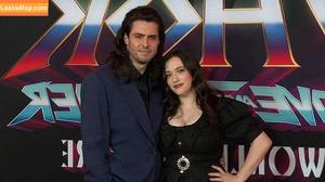 Kat Dennings photo #0280