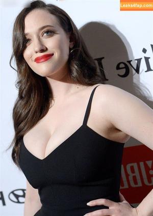 Kat Dennings photo #0450