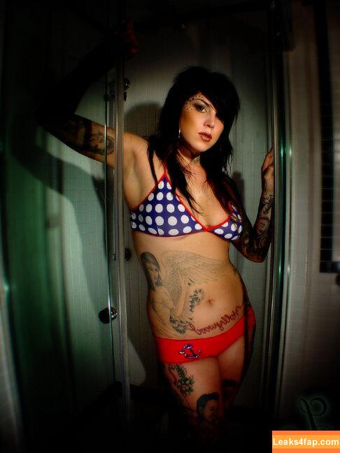 Kat Von D / thekatvond leaked photo photo #0002