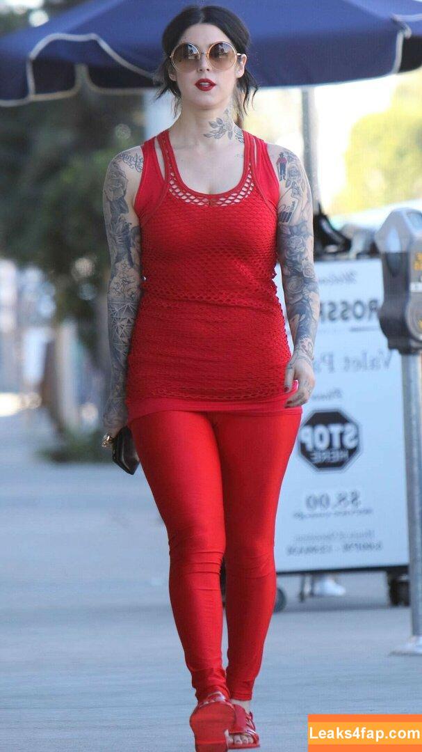 Kat Von D / thekatvond leaked photo photo #0023