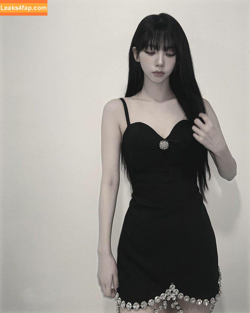 katarinabluu / Karina / aespa / karinamasfina leaked photo photo #0021