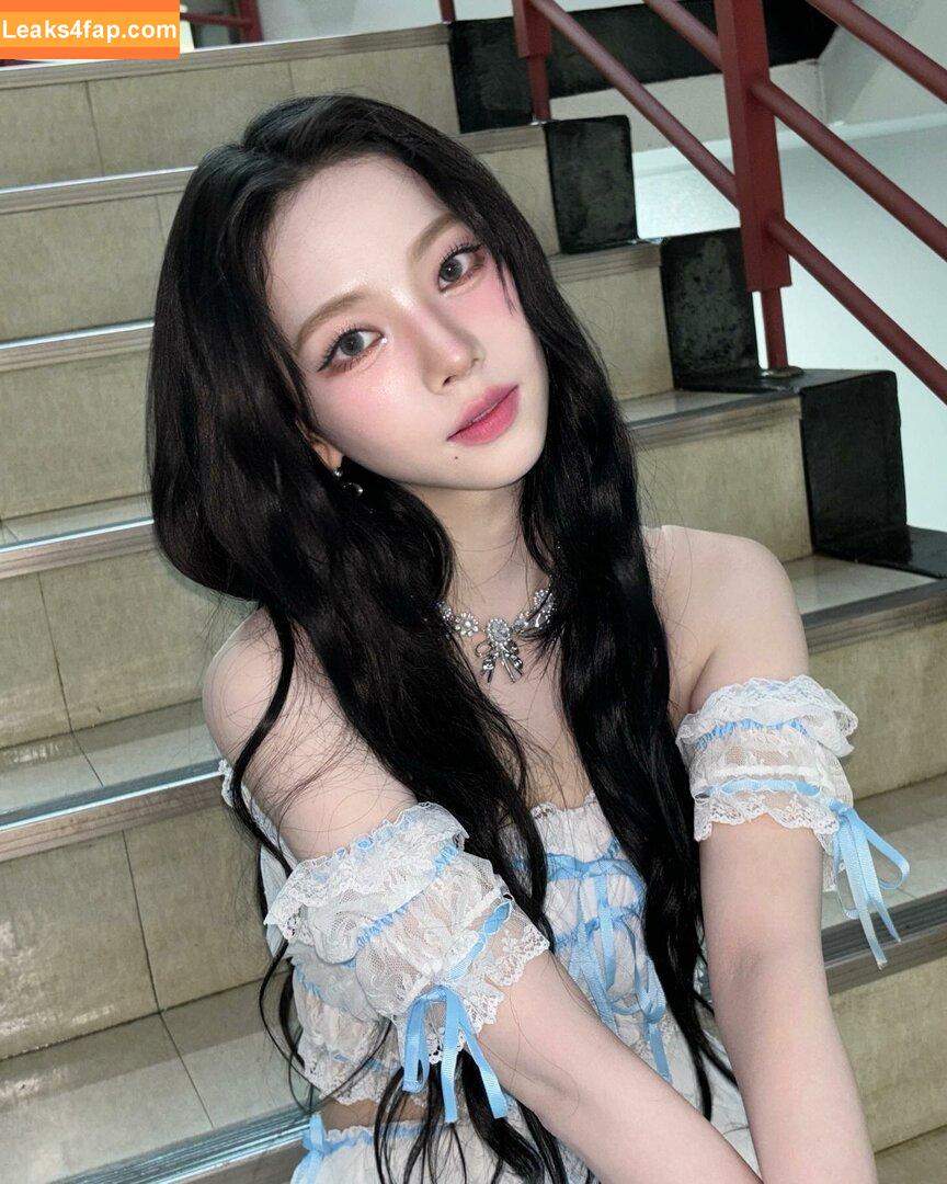 katarinabluu / Karina / aespa / karinamasfina leaked photo photo #0059