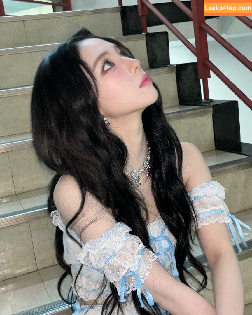 katarinabluu / Karina / aespa / karinamasfina leaked photo photo #0062