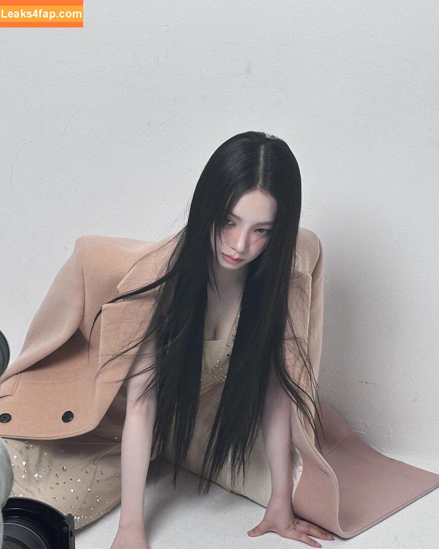 katarinabluu / Karina / aespa / karinamasfina leaked photo photo #0083