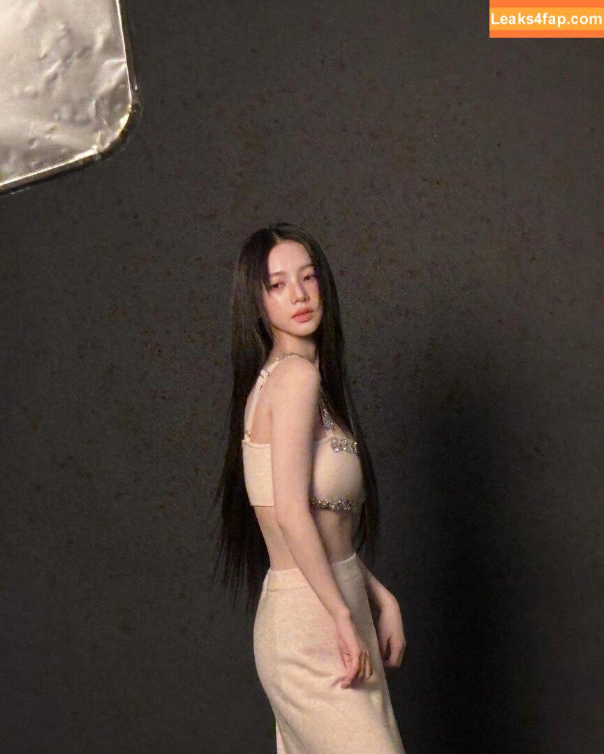 katarinabluu / Karina / aespa / karinamasfina leaked photo photo #0091