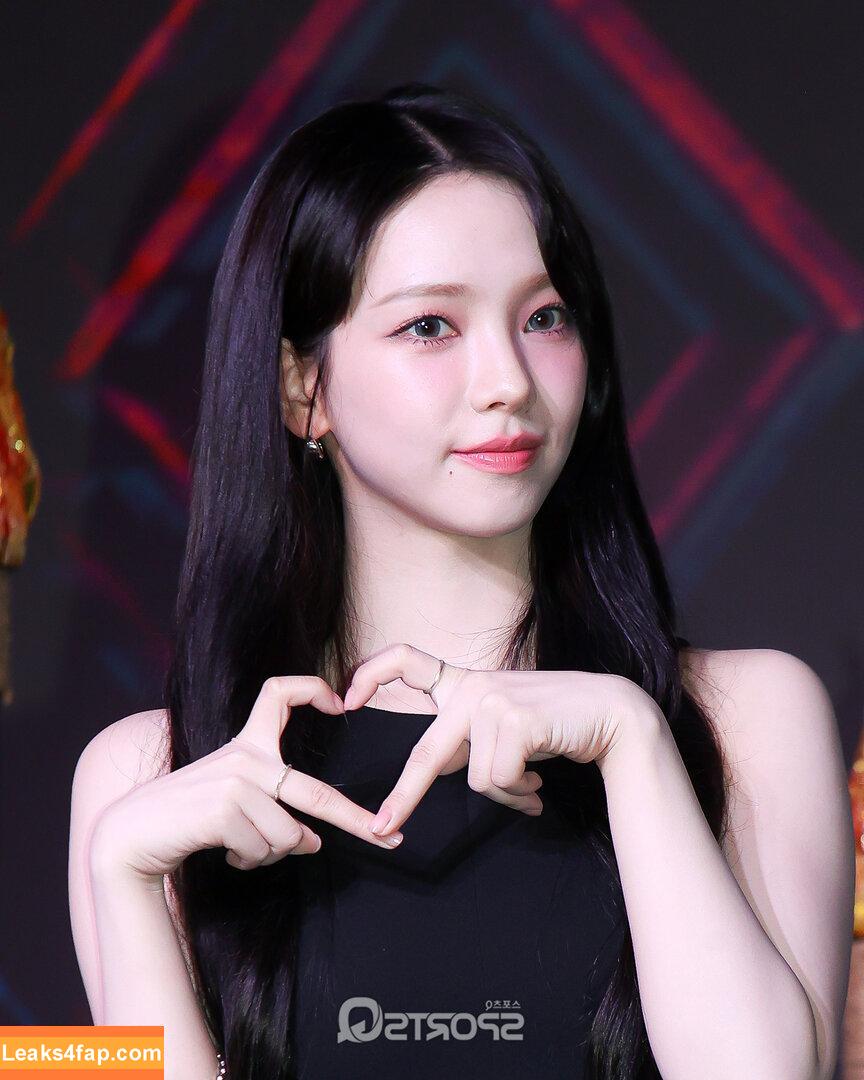 katarinabluu / Karina / aespa / karinamasfina слитое фото фото #0213