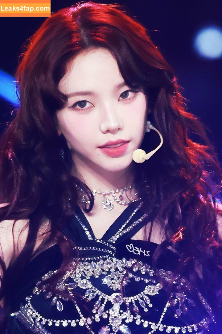 katarinabluu / Karina / aespa / karinamasfina leaked photo photo #0492