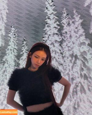 katarinabluu photo #0355