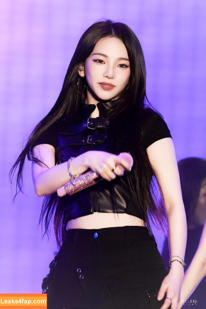 katarinabluu / Karina / aespa / karinamasfina слитое фото фото #1701