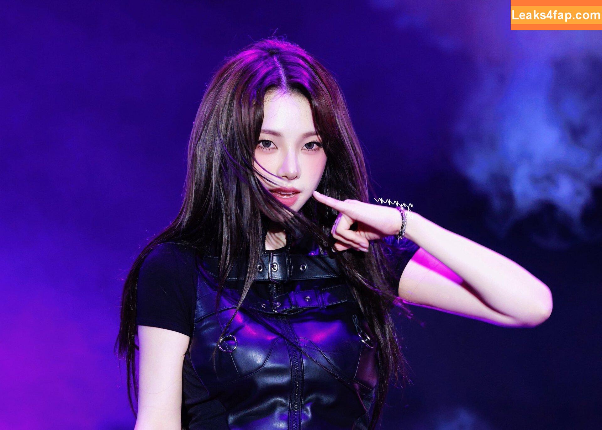 katarinabluu / Karina / aespa / karinamasfina слитое фото фото #1725