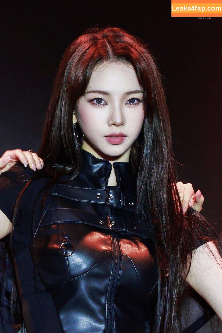 katarinabluu / Karina / aespa / karinamasfina слитое фото фото #1727