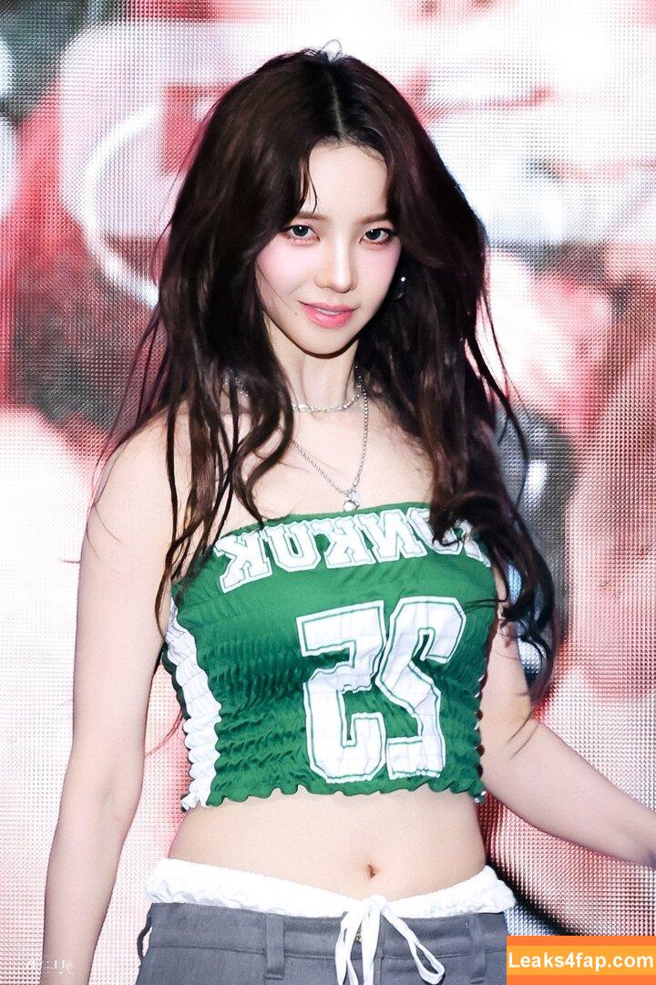 katarinabluu / Karina / aespa / karinamasfina слитое фото фото #1734