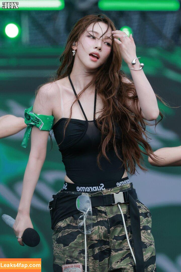 katarinabluu / Karina / aespa / karinamasfina слитое фото фото #1750