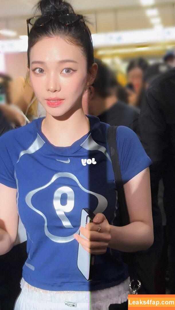 katarinabluu / Karina / aespa / karinamasfina leaked photo photo #1815