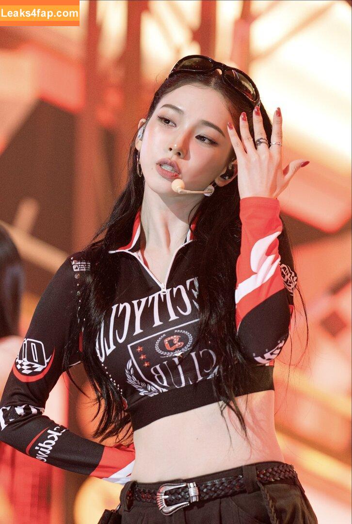 katarinabluu / Karina / aespa / karinamasfina leaked photo photo #1997