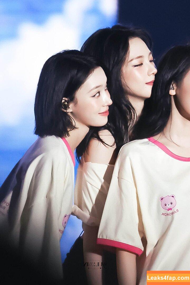 katarinabluu / Karina / aespa / karinamasfina leaked photo photo #2178