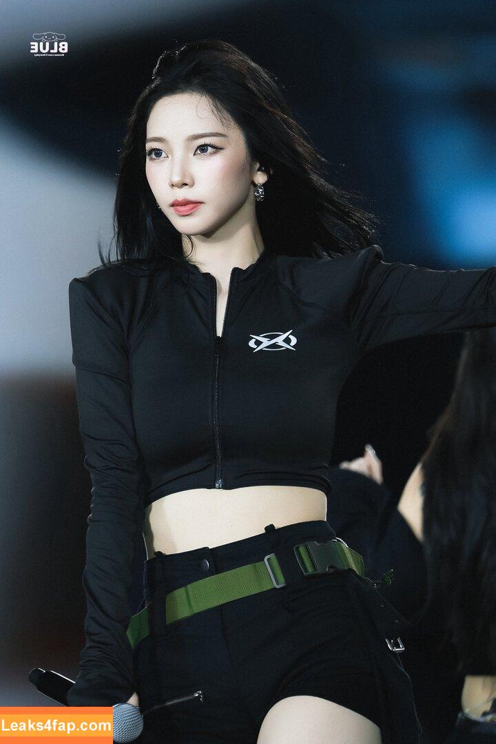 katarinabluu / Karina / aespa / karinamasfina leaked photo photo #2195