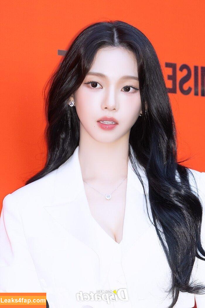 katarinabluu / Karina / aespa / karinamasfina leaked photo photo #2206