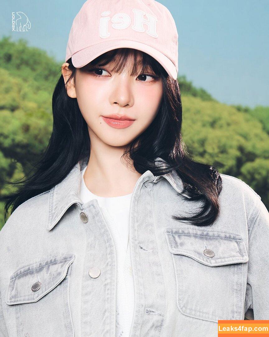 katarinabluu / Karina / aespa / karinamasfina leaked photo photo #2260