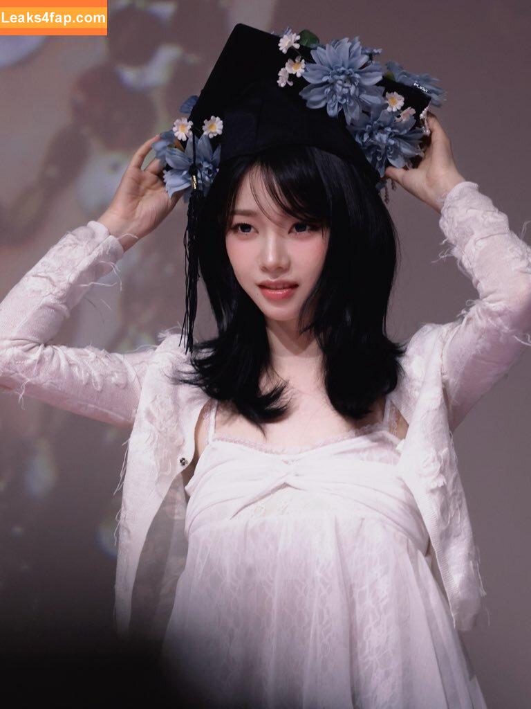 katarinabluu / Karina / aespa / karinamasfina leaked photo photo #2292