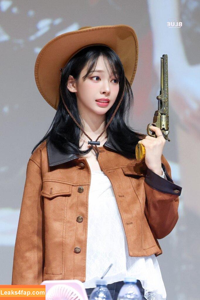 katarinabluu / Karina / aespa / karinamasfina leaked photo photo #2305