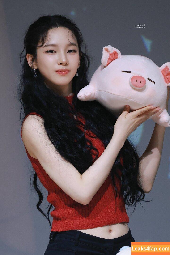 katarinabluu / Karina / aespa / karinamasfina leaked photo photo #2334