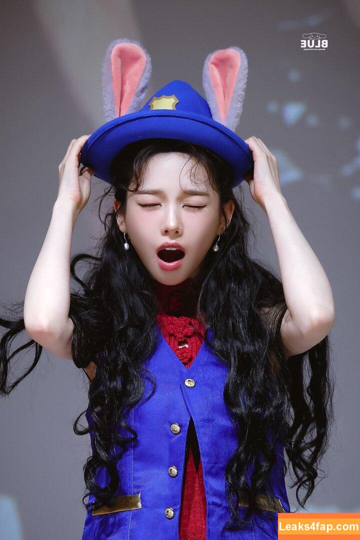 katarinabluu / Karina / aespa / karinamasfina leaked photo photo #2344