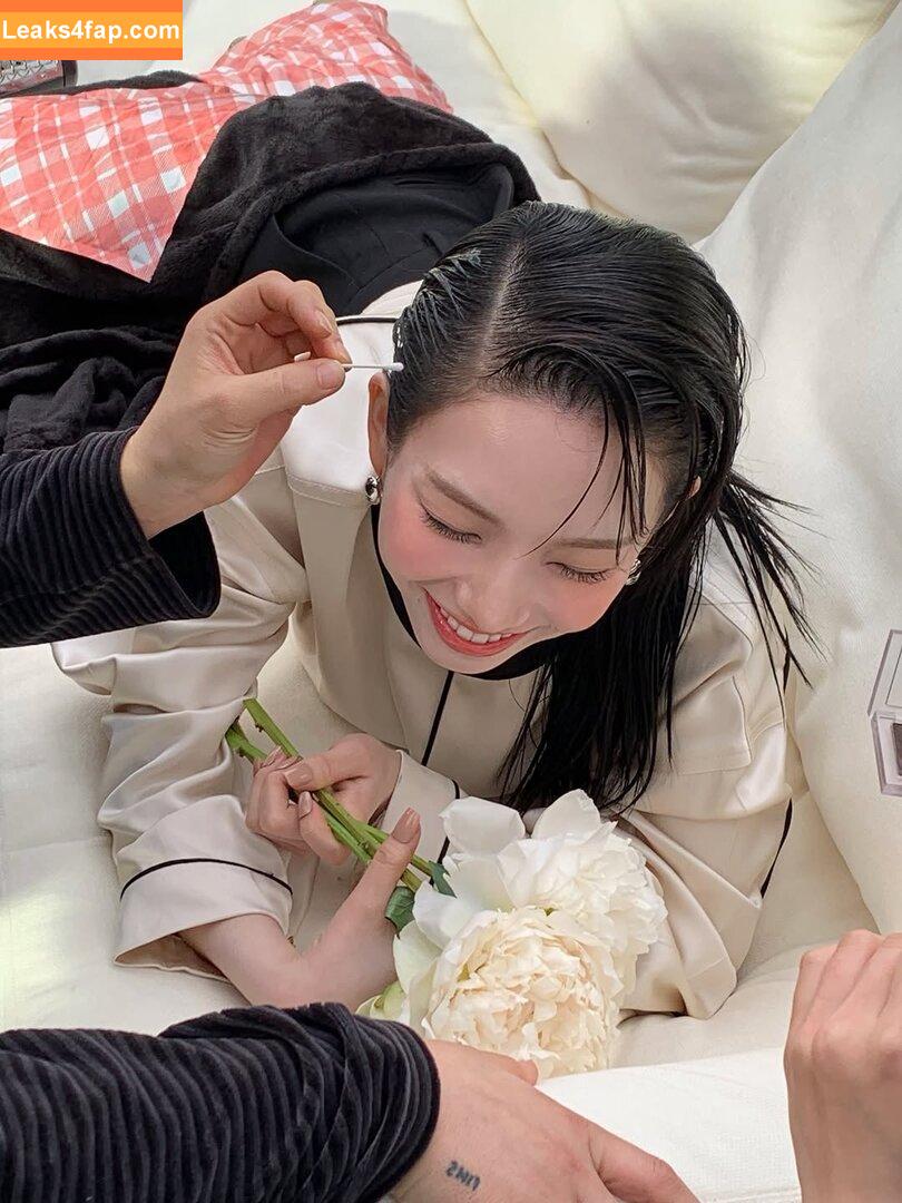 katarinabluu / Karina / aespa / karinamasfina leaked photo photo #2501
