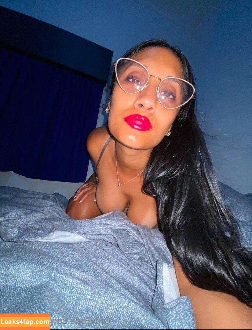 kate_987 /  leaked photo photo #0001