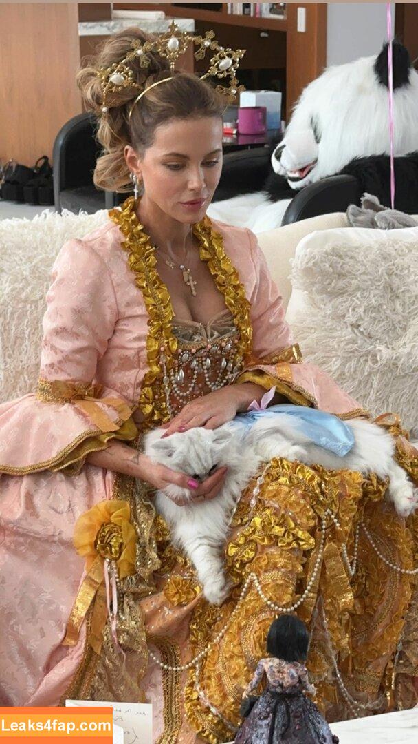 Kate Beckinsale / katebeckinsale leaked photo photo #0463