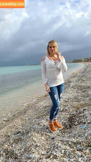 Kate England photo #0179