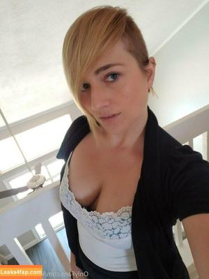 Kate England photo #0339