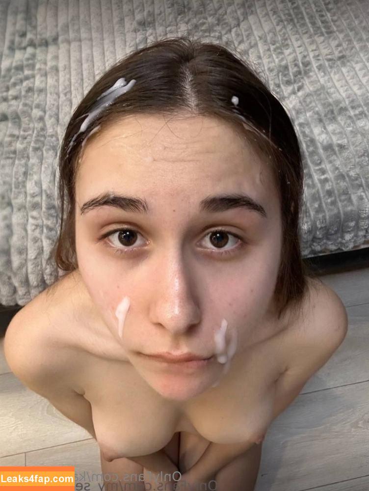 kate_evanss /  leaked photo photo #0005