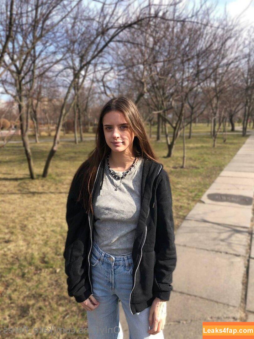 kate_flores /  leaked photo photo #0002