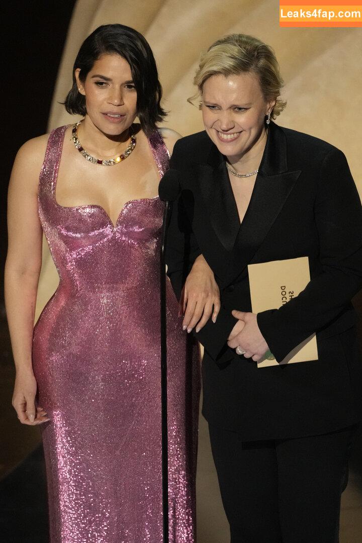 Kate McKinnon /  leaked photo photo #0025