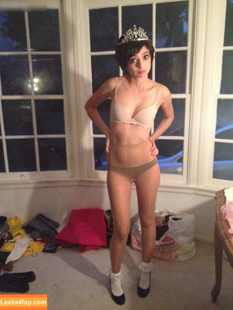 Kate Micucci / https: / katemicucci leaked photo photo #0058