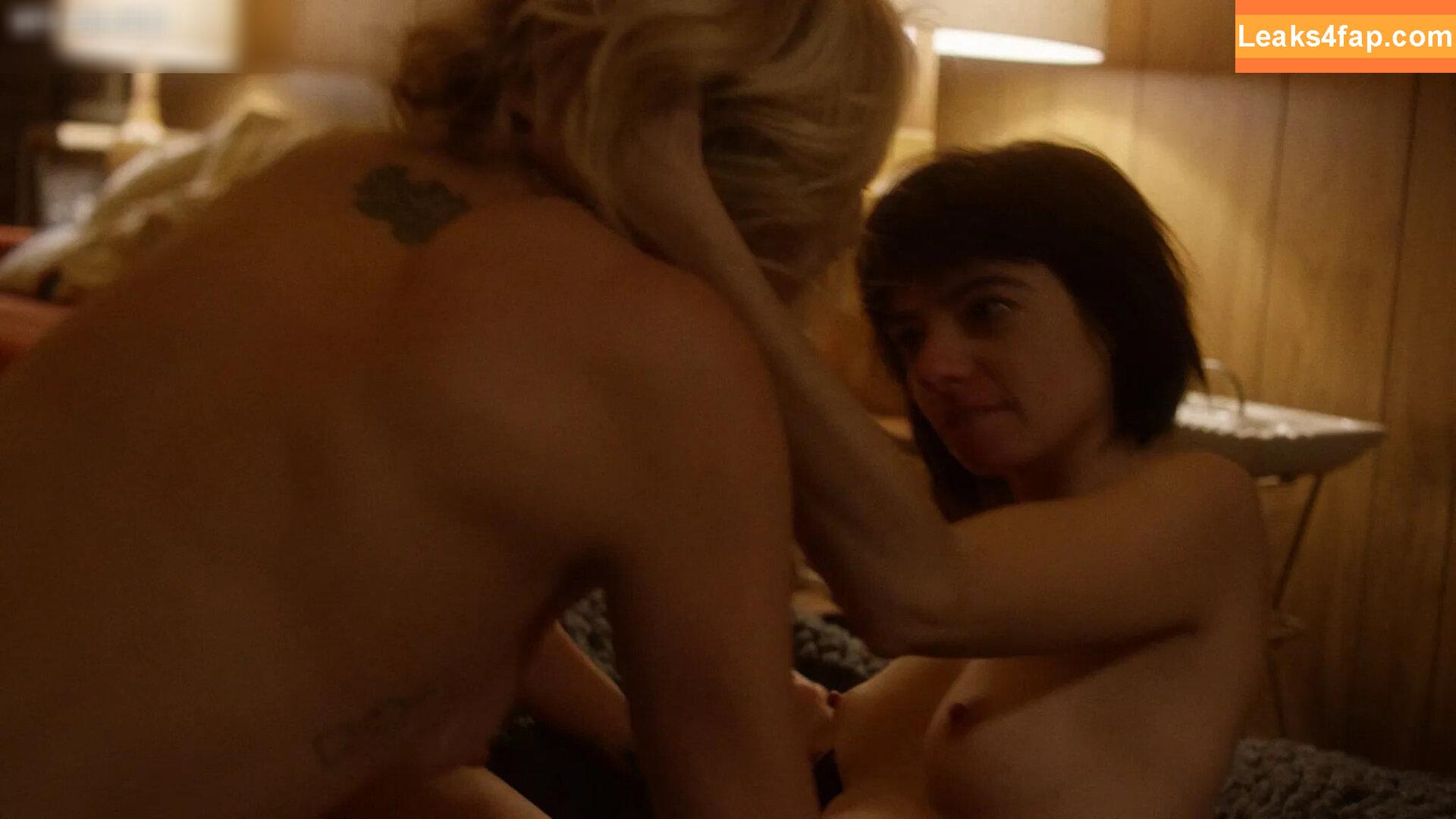 Kate Micucci / https: / katemicucci leaked photo photo #0065