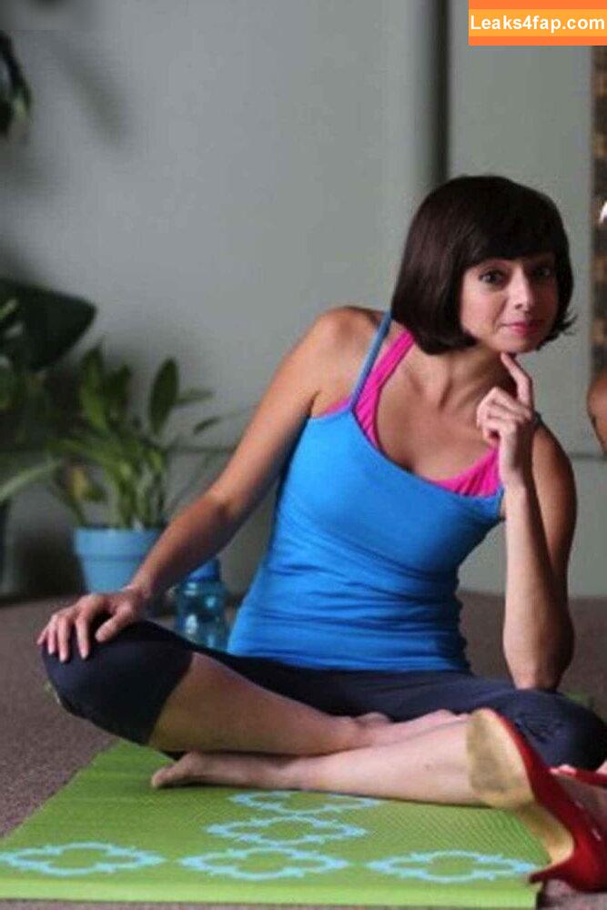 Kate Micucci / https: / katemicucci leaked photo photo #0073